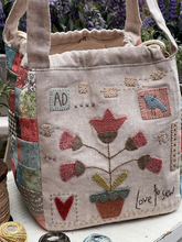 Load image into Gallery viewer, Love to Sew Drawstring Bag