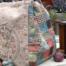 Load image into Gallery viewer, Love to Sew Drawstring Bag