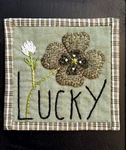 Load image into Gallery viewer, Quilt Mini Santa Pattern <BR>Bundle & Save