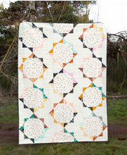 Load image into Gallery viewer, The Gracie Quilt