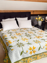 Load image into Gallery viewer, Quiltmania Magazine #155<BR>Closeout Sale!