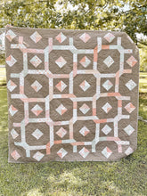 Load image into Gallery viewer, Swayful Quilt Pattern