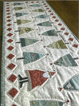 Load image into Gallery viewer, O Christmas Tree Table Runner