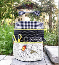 Load image into Gallery viewer, The Bucket Pattern