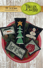Load image into Gallery viewer, Let It Snow Punchneedle Embroidery
