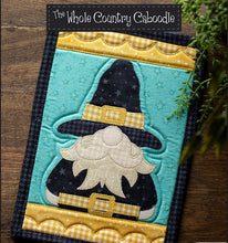 Load image into Gallery viewer, Mud Rug Acorn Gnome Kit