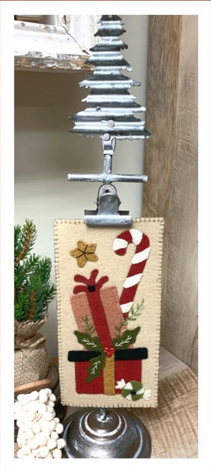 Holiday Gifts & Candy Cane <BR>Kit or Pattern