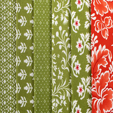 Load image into Gallery viewer, Buon Natale &lt;BR&gt;Fat Quarter Bundle
