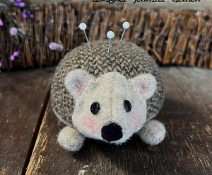 Hedgehog Pin Keep