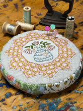 Load image into Gallery viewer, Lazy Day Tote Pattern
