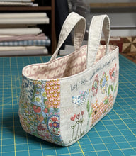 Load image into Gallery viewer, Lazy Day Tote Pattern
