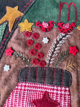 Load image into Gallery viewer, Folk Art Christmas Pattern
