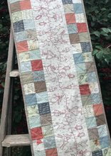 Load image into Gallery viewer, Christmas Garland Table Runner Pattern
