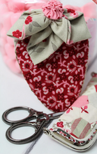 Load image into Gallery viewer, Strawberry Scissor Keep
