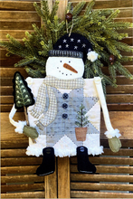 Load image into Gallery viewer, Quilt Block Snowman Pattern
