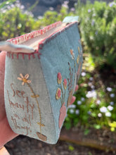 Load image into Gallery viewer, Simplfy Zippered Case
