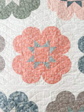 Load image into Gallery viewer, Star Bloom
